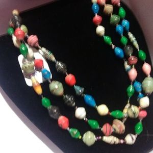 Vintage 1930s long Parer Rolled beaded necklace
